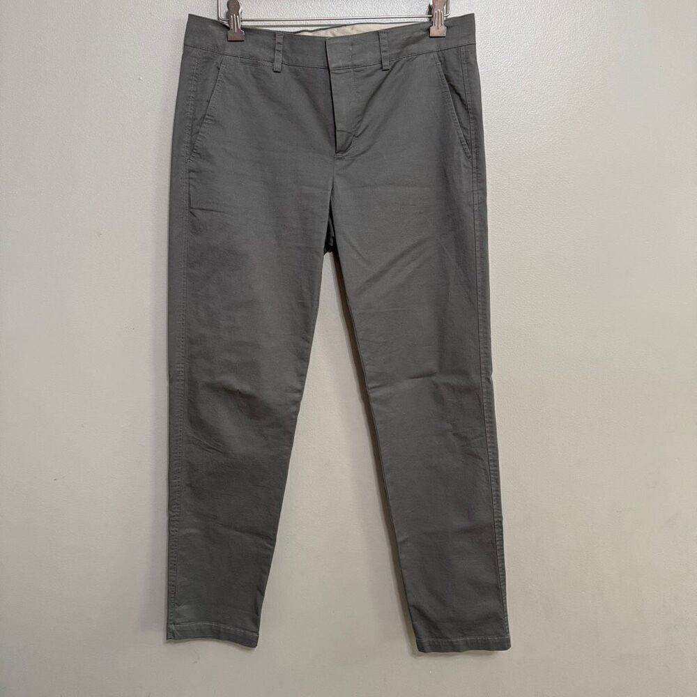 Vince khaki green flat front chino pant size 6